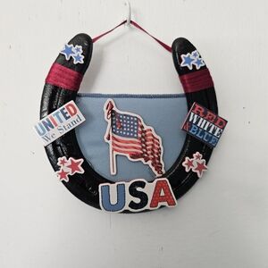 Patriotic USA Horseshoe Wall Hanging - Red, White & Blue